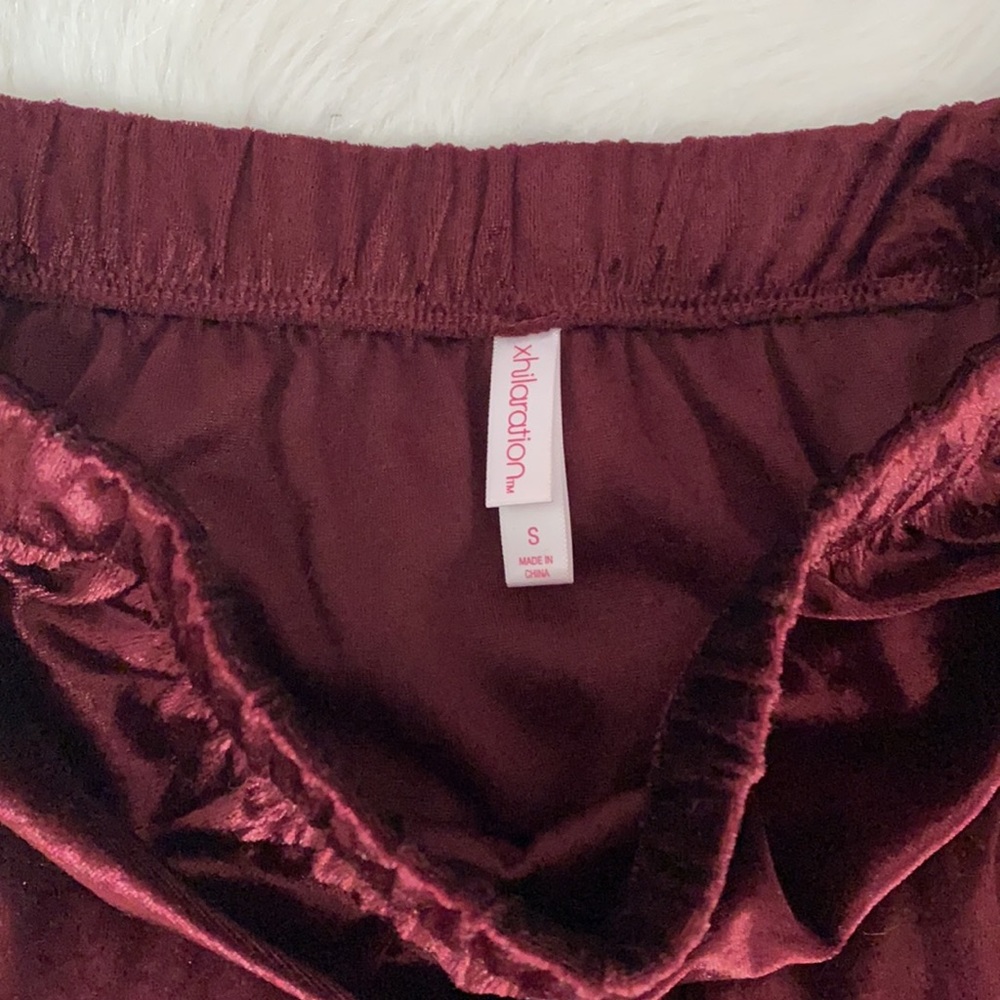 Red Velvet Top - Picture 3 of 3